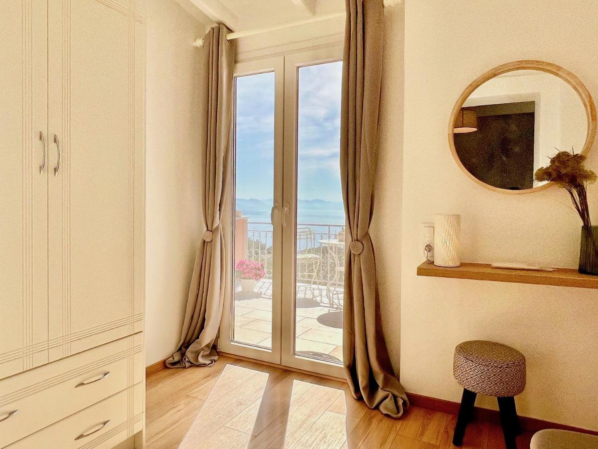 Villa Evmaria - 2 bedrooms, amazing sea views Spartylas Esterno foto