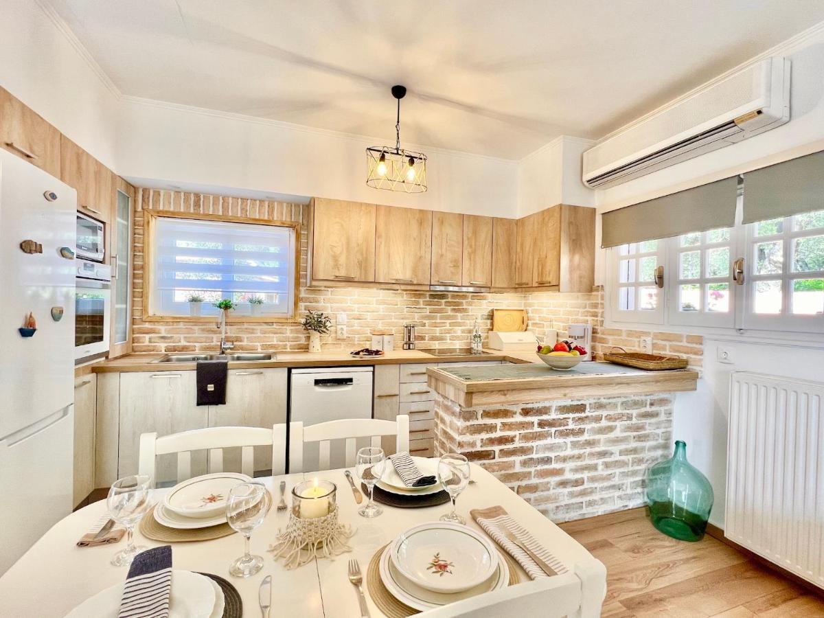 Villa Evmaria - 2 bedrooms, amazing sea views Spartylas Esterno foto