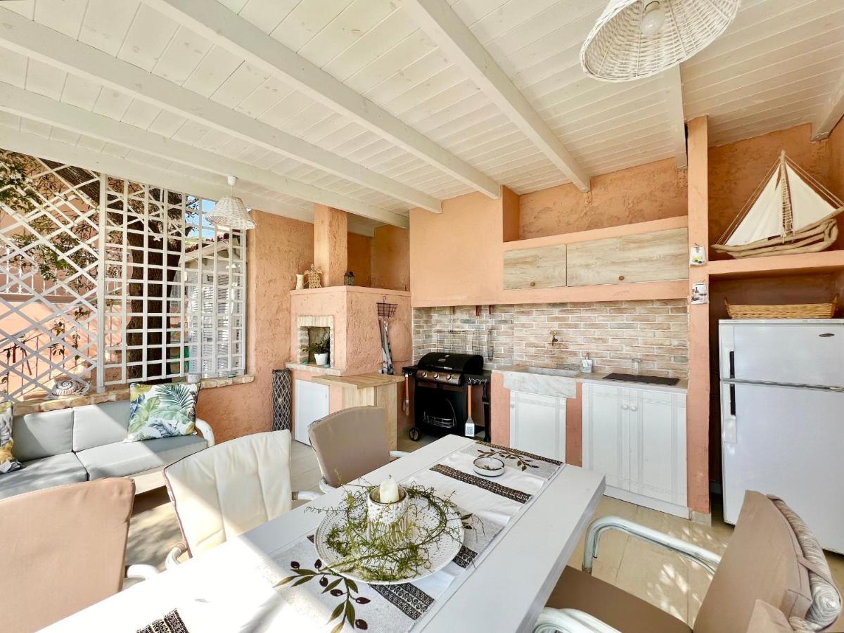 Villa Evmaria - 2 bedrooms, amazing sea views Spartylas Esterno foto