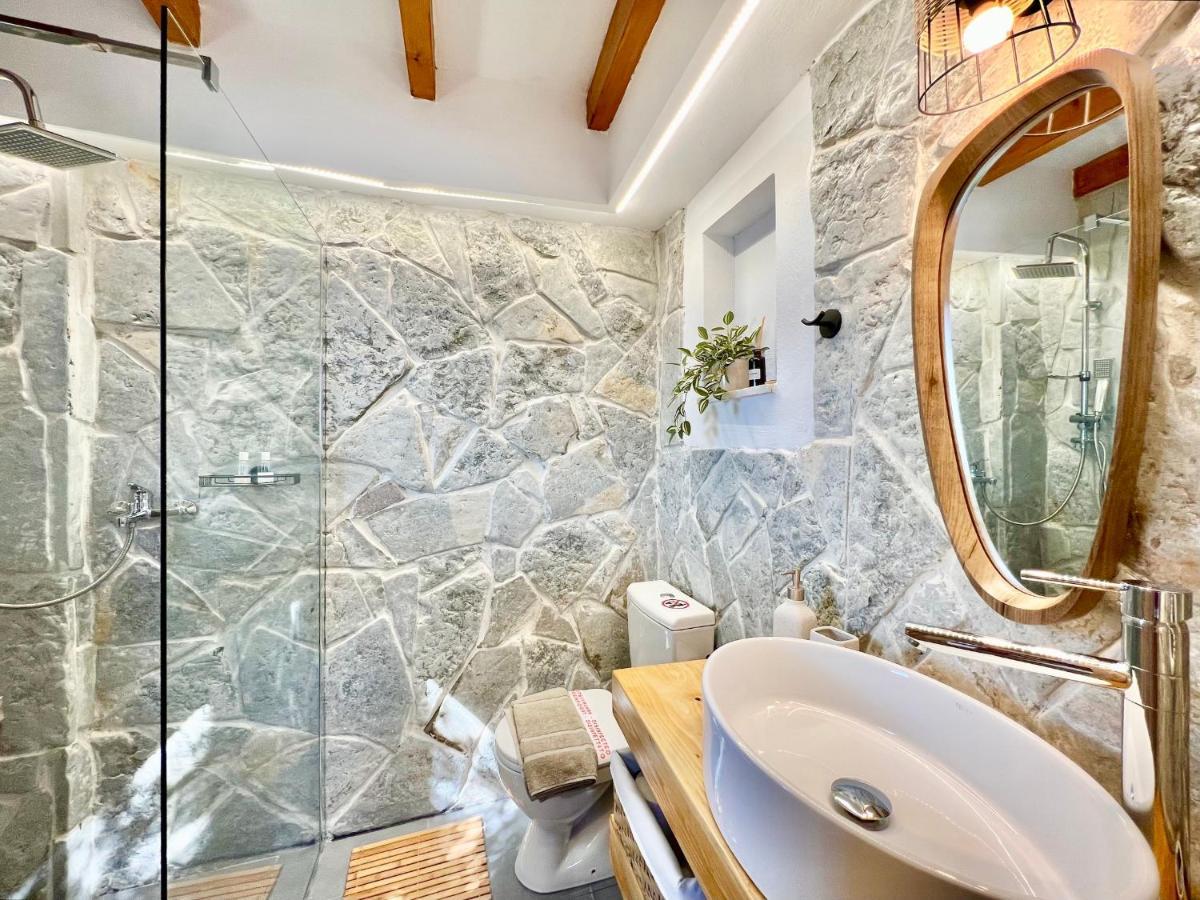 Villa Evmaria - 2 bedrooms, amazing sea views Spartylas Esterno foto